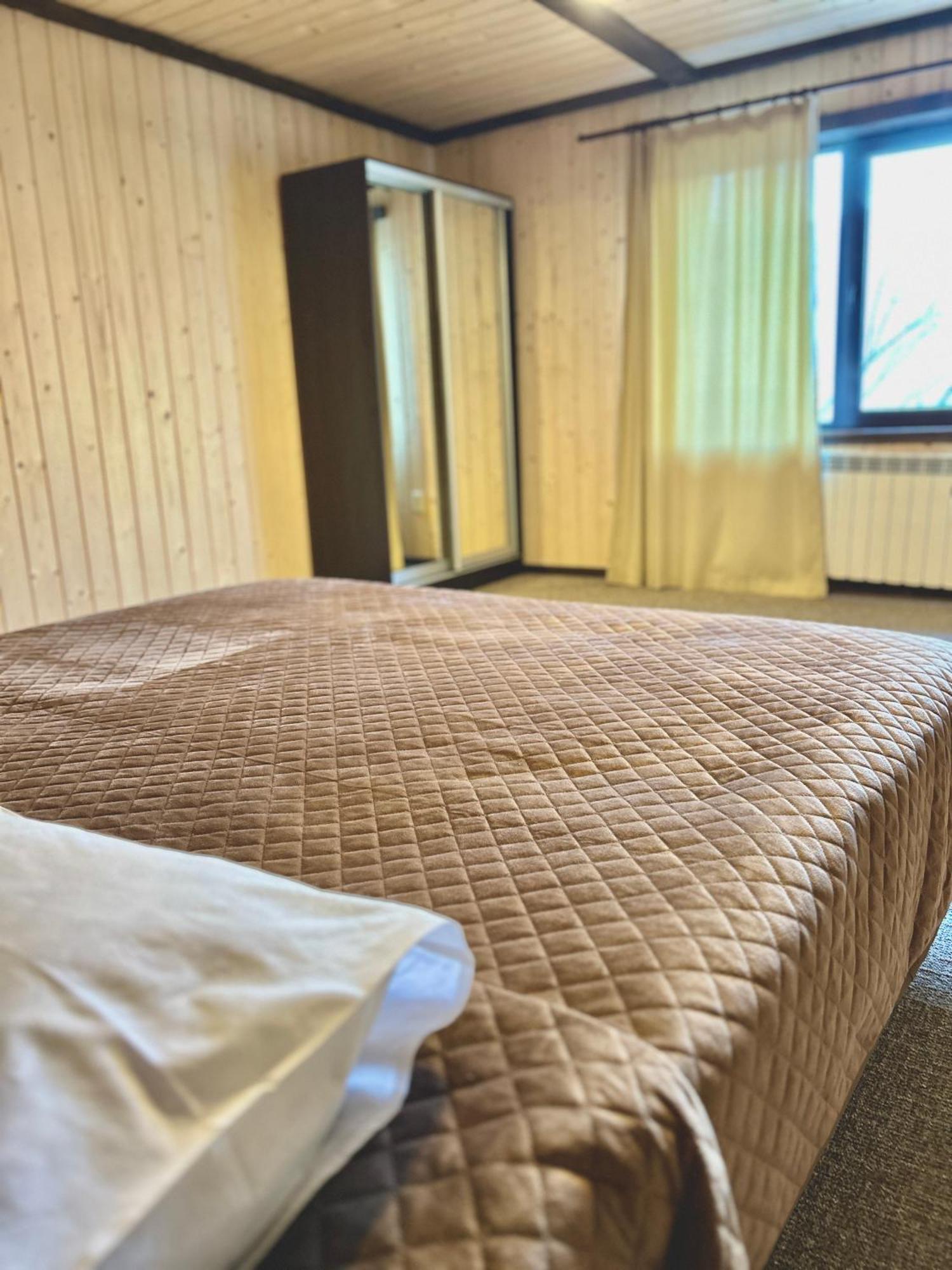 Guculka Apartments 亚列姆切 外观 照片